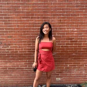 Meet your Posher, Lily